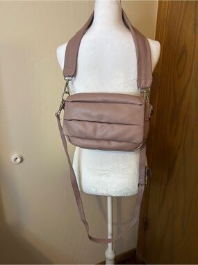 Steve Madden Blush Pink Puffer Crossbody Bag w/ Chain Strap